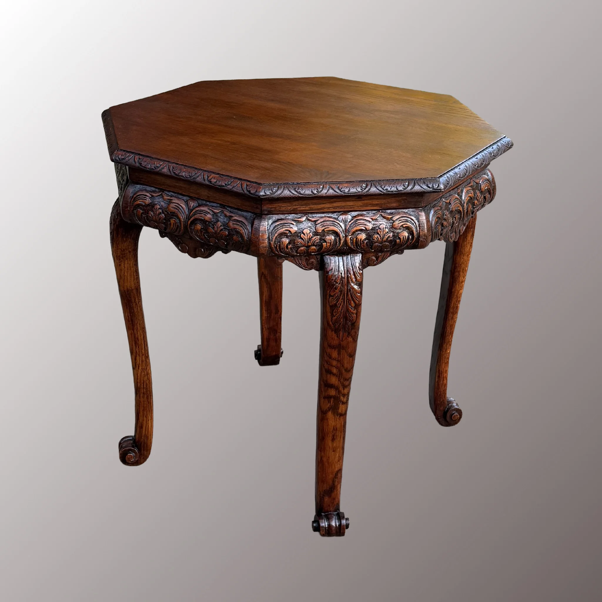 Restaurált Historizáló asztal