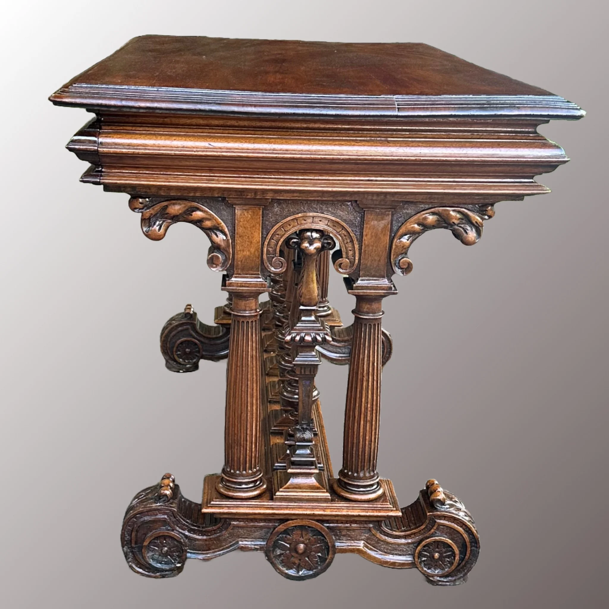 Neoreneszánsz női íróasztal - 4. nézet