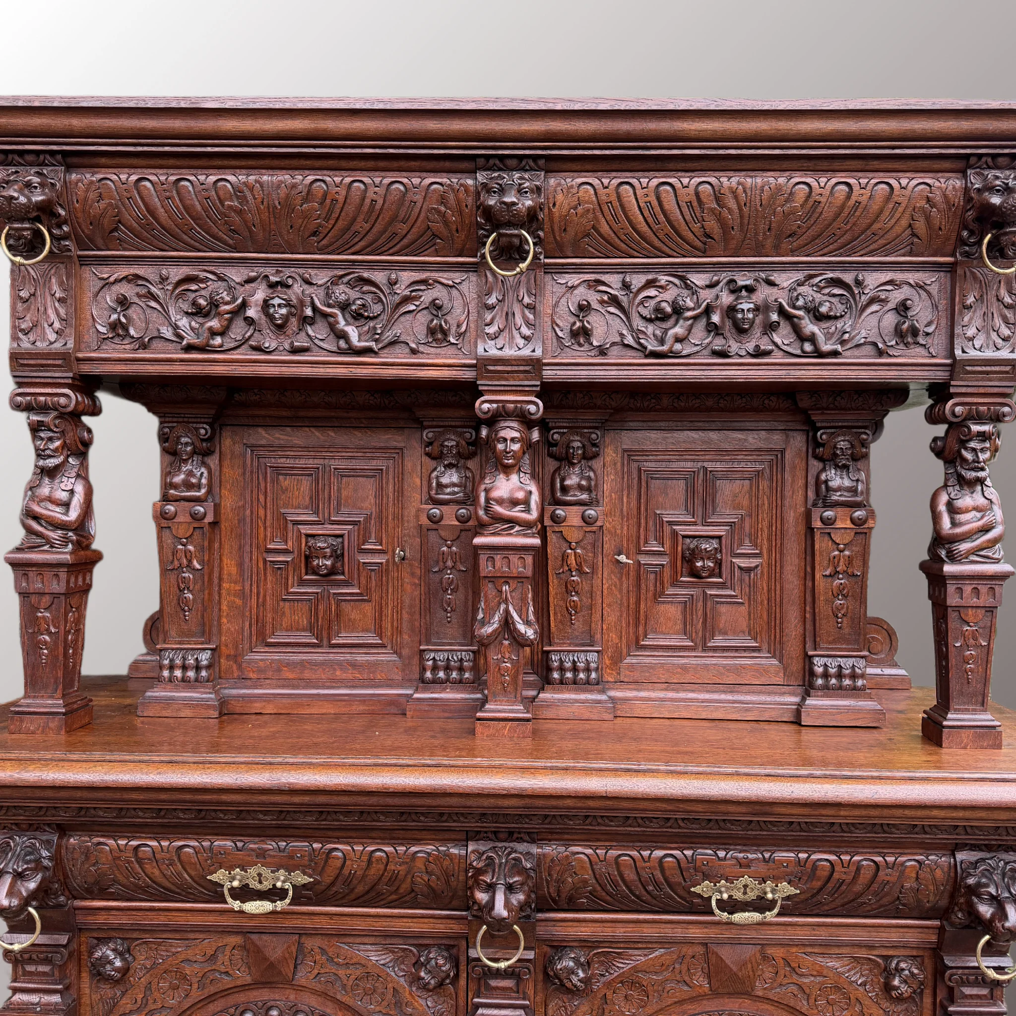 Neoreneszánsz kabinetszekrény - 4. nézet