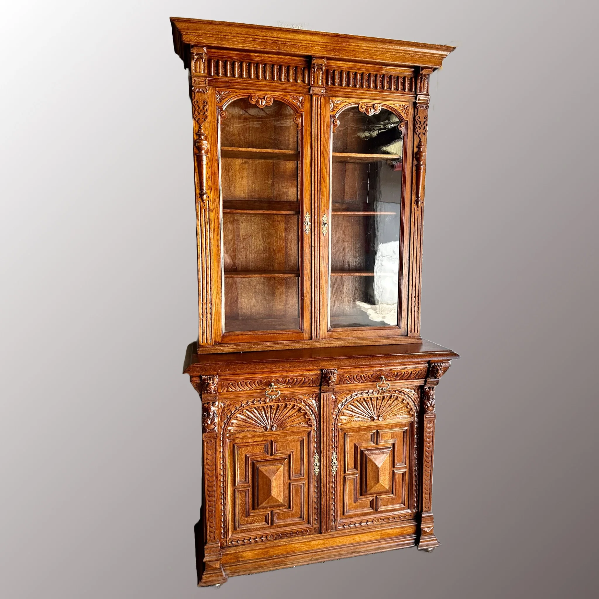 Hasonló termék: Neoreneszánsz könyves szekrény