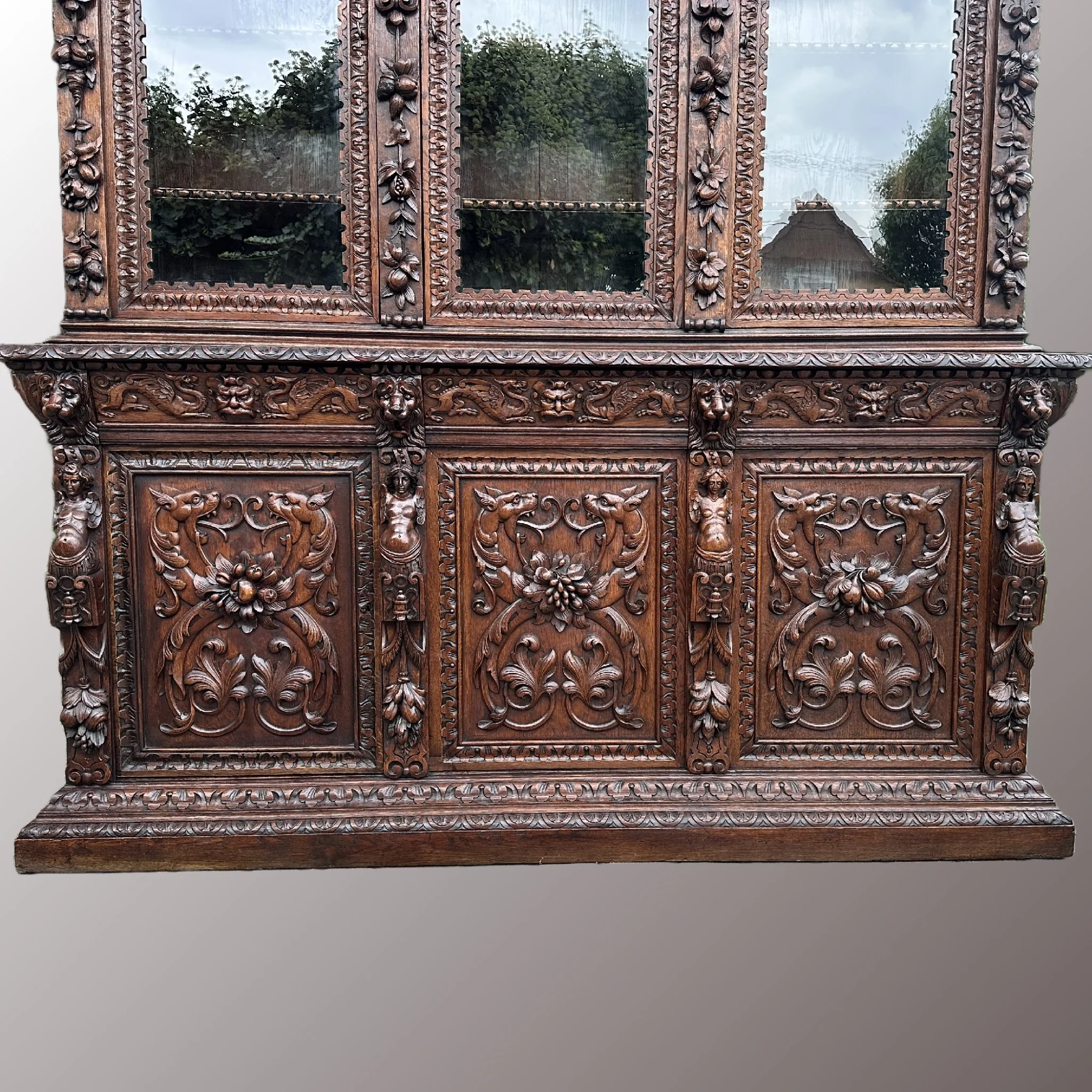 Neoreneszánsz könyvesszekrény - 4. nézet