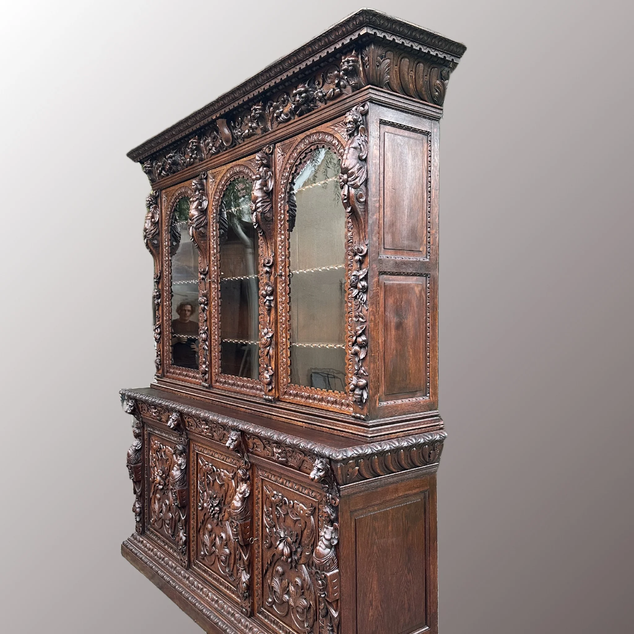 Neoreneszánsz könyvesszekrény - 5. nézet