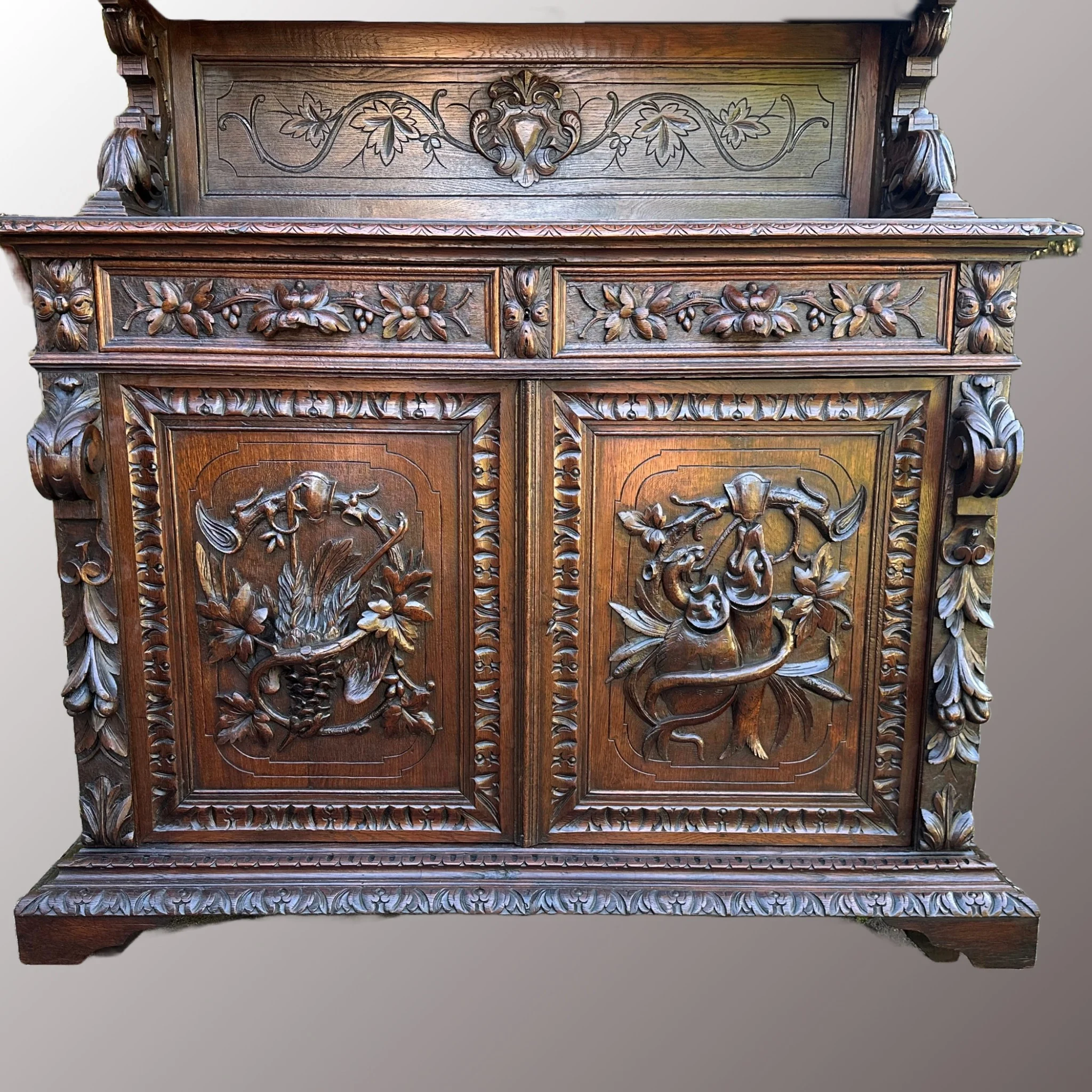 Neoreneszánsz pohárszék - 4. nézet