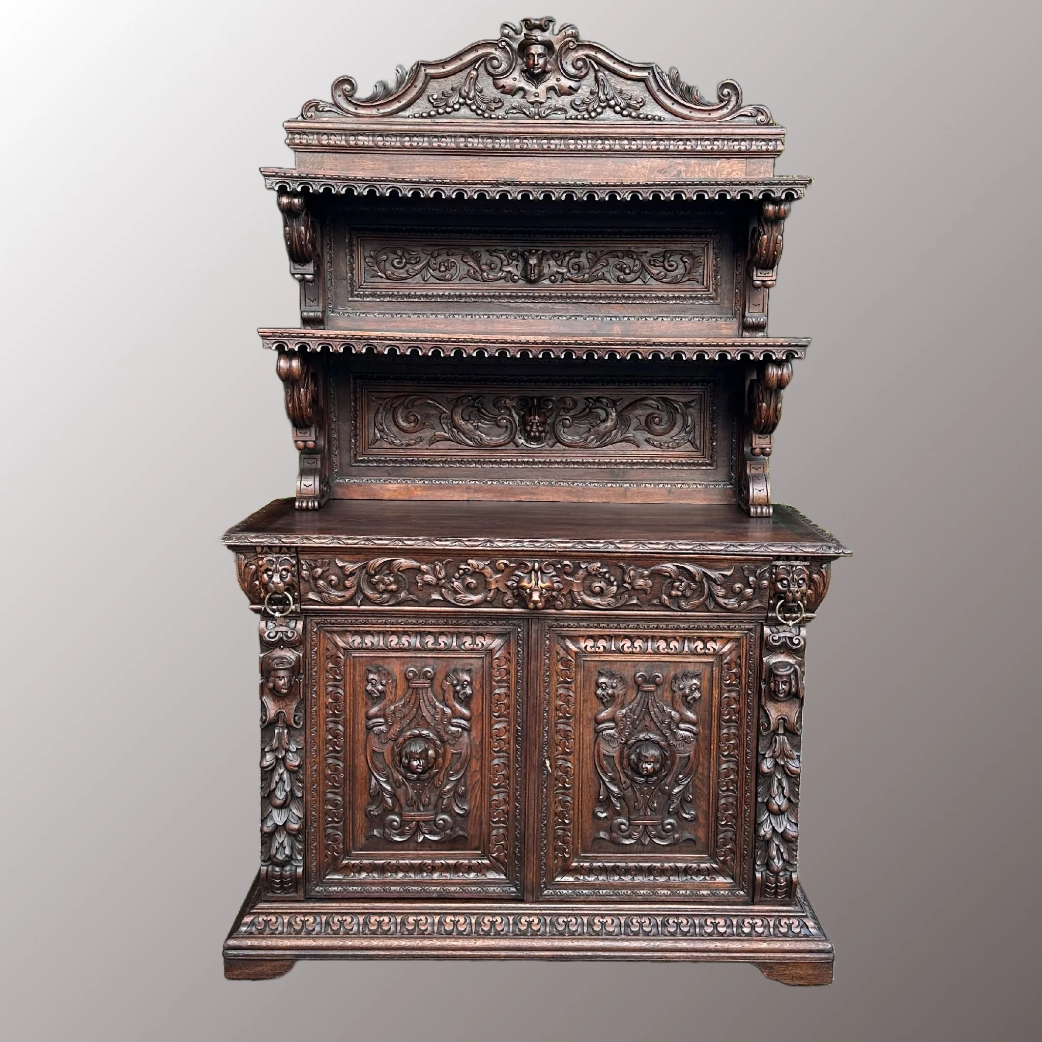 Hasonló termék: Neoreneszánsz pohárszék