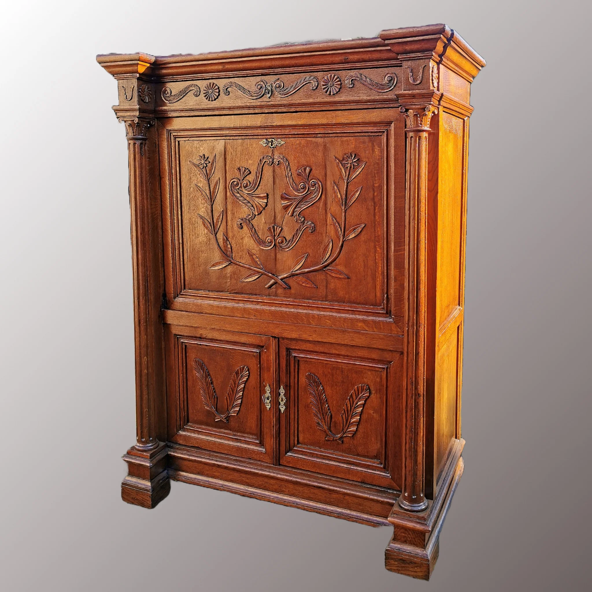 Restaurált Neoreneszánsz szekreter