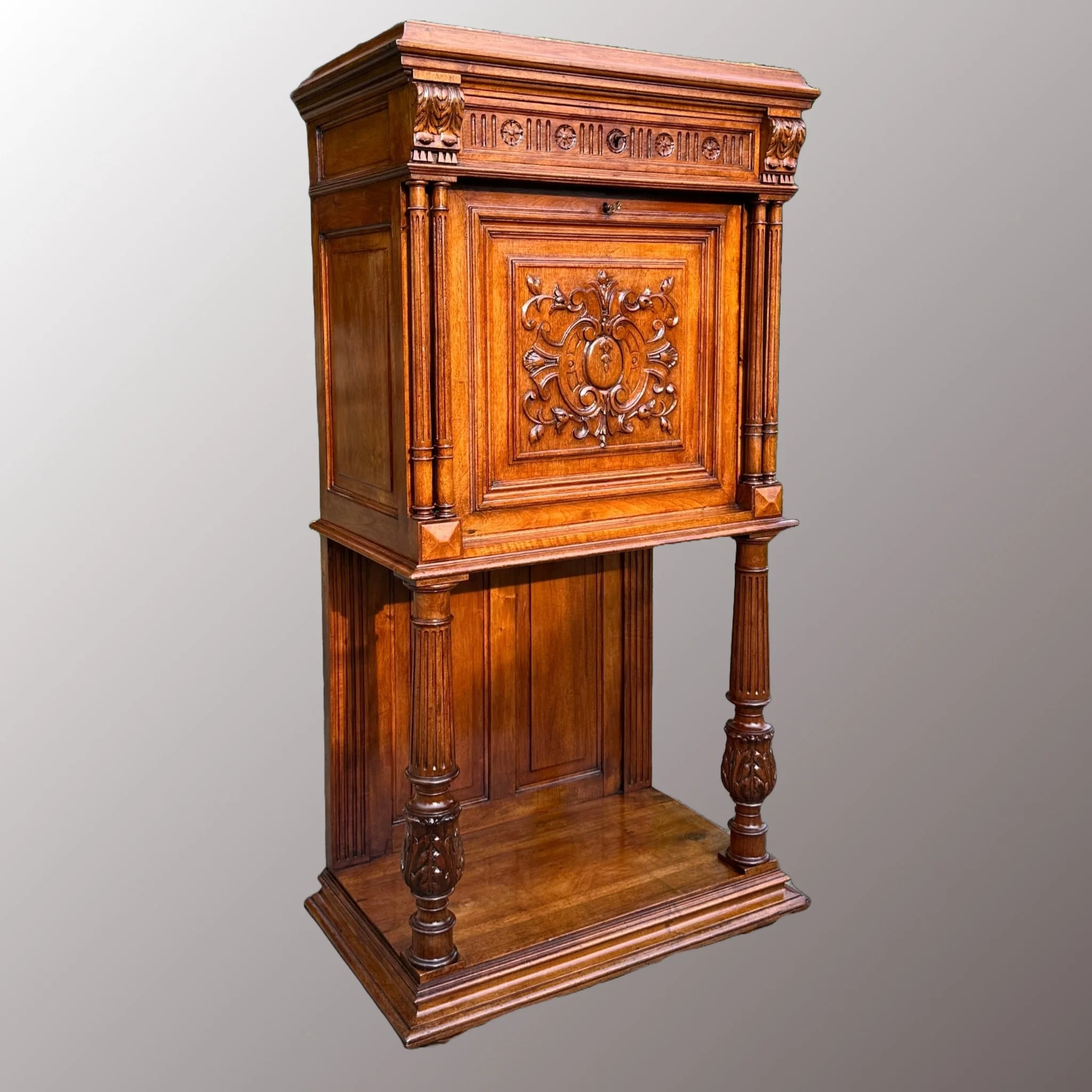 Neoreneszánsz szekreter - 2. nézet