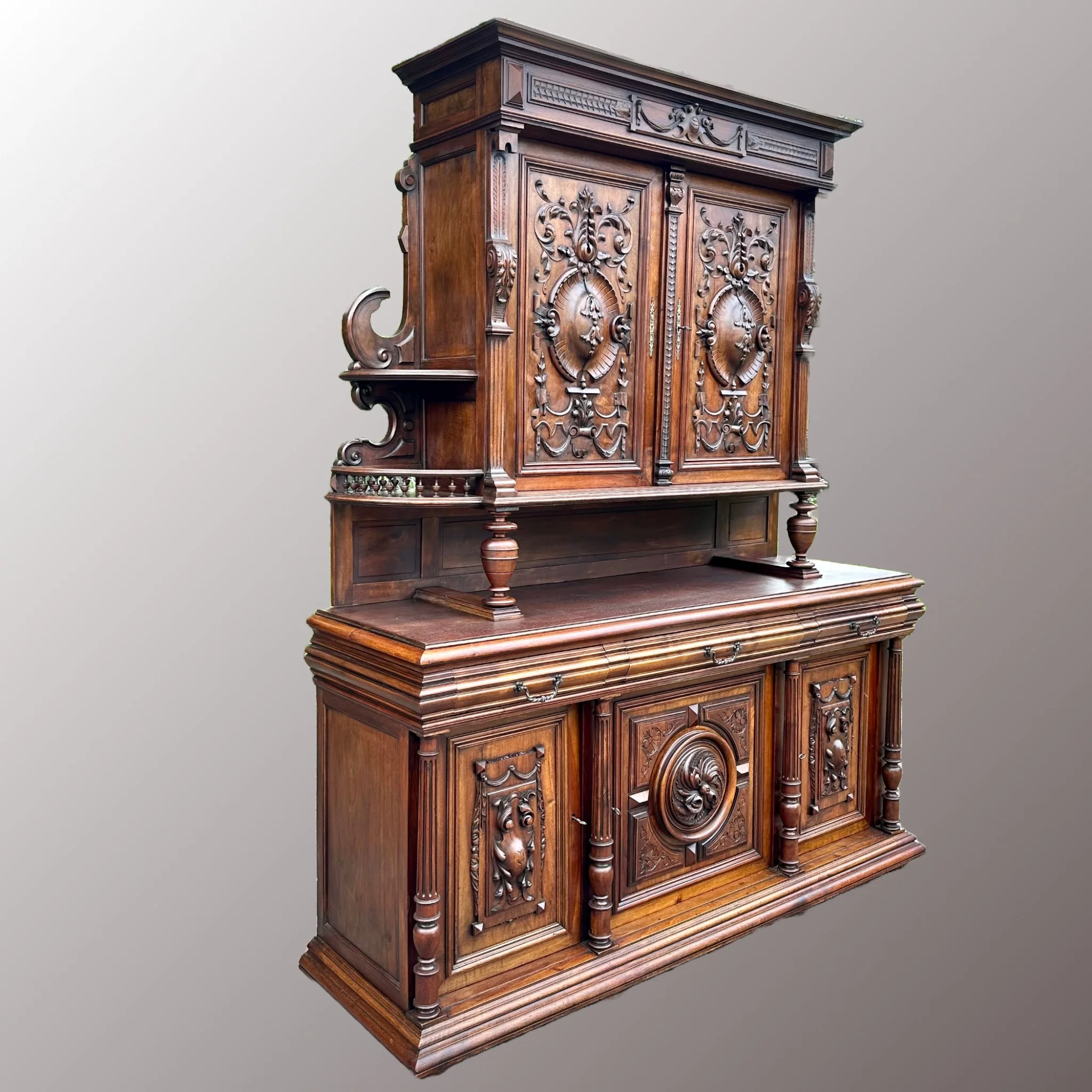 Neoreneszánsz tálalószekrény - 2. nézet