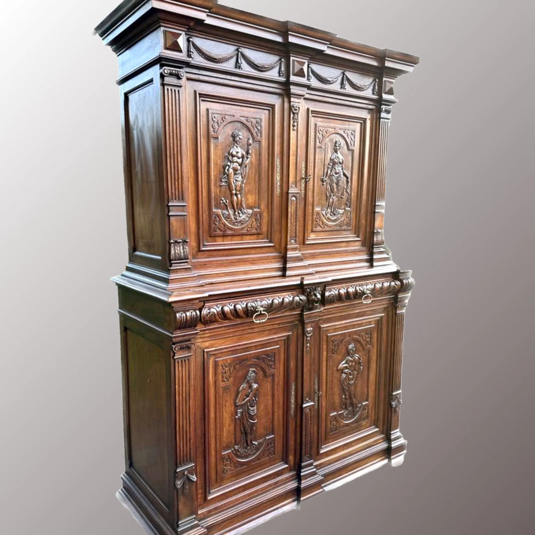 Neoreneszánsz szekrény - 3. nézet