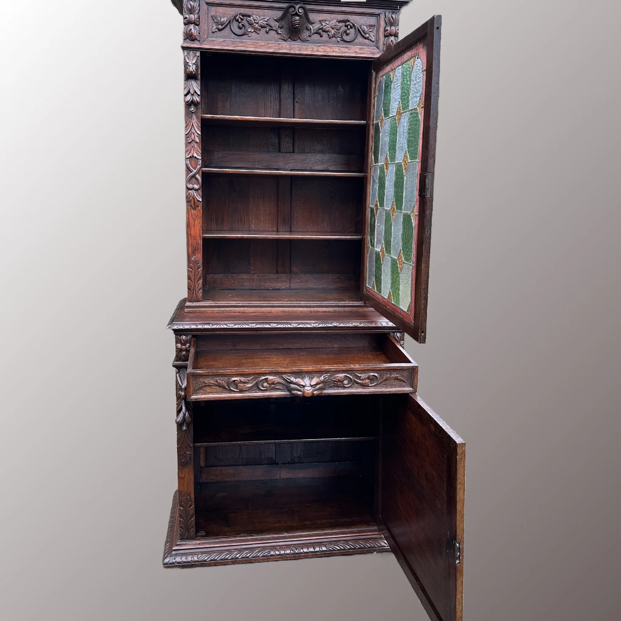 Neoreneszánsz tálalószekrény - 4. nézet