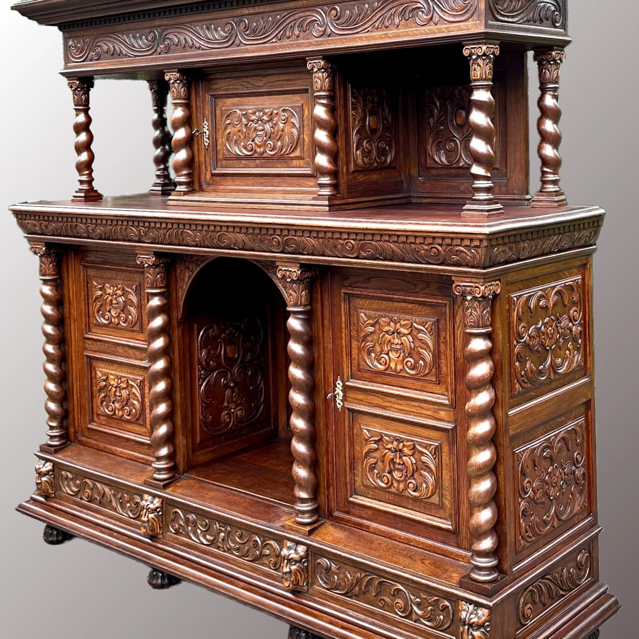 Neoreneszánsz tálalószekrény - 3. nézet