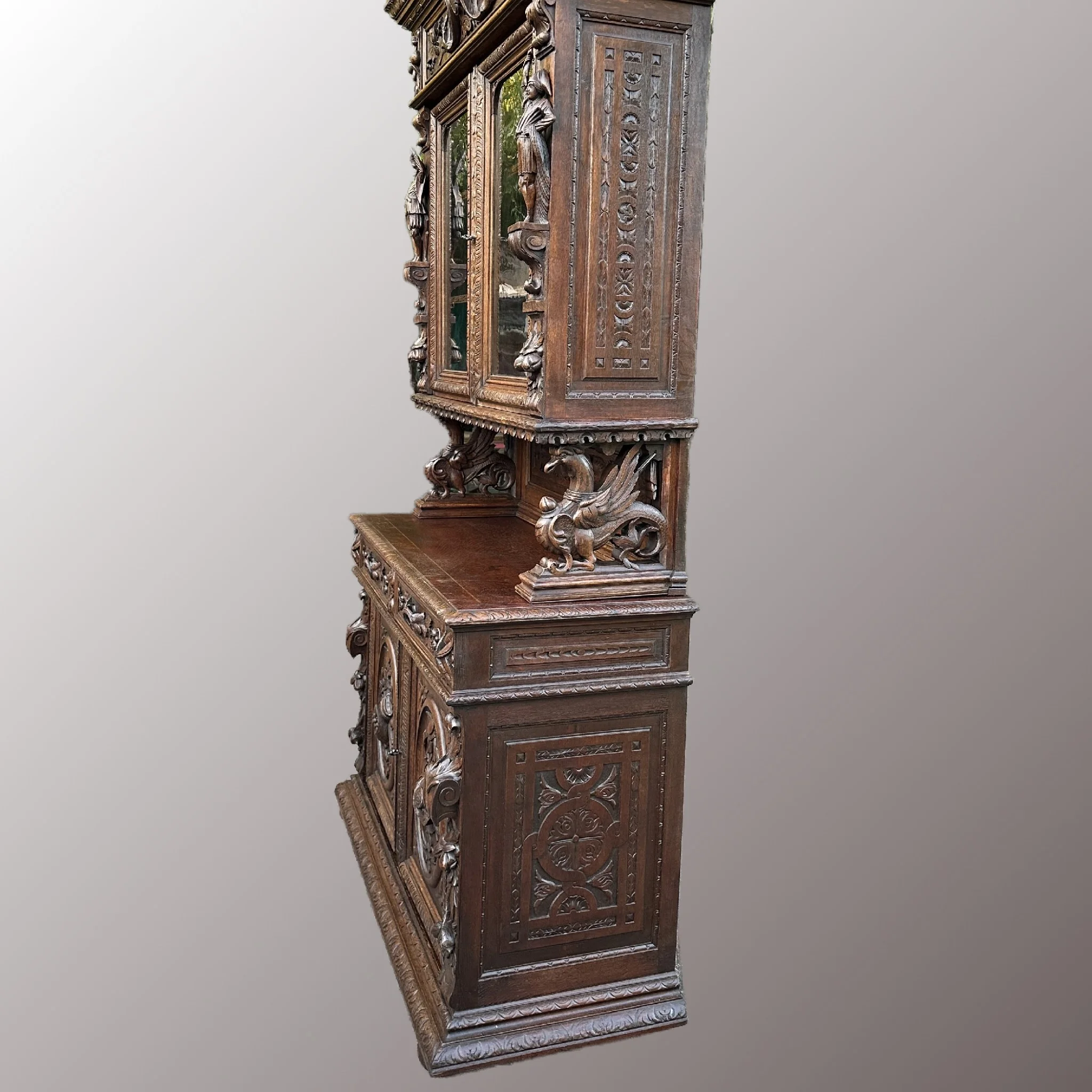 Neoreneszánsz tálalószekrény - 5. nézet