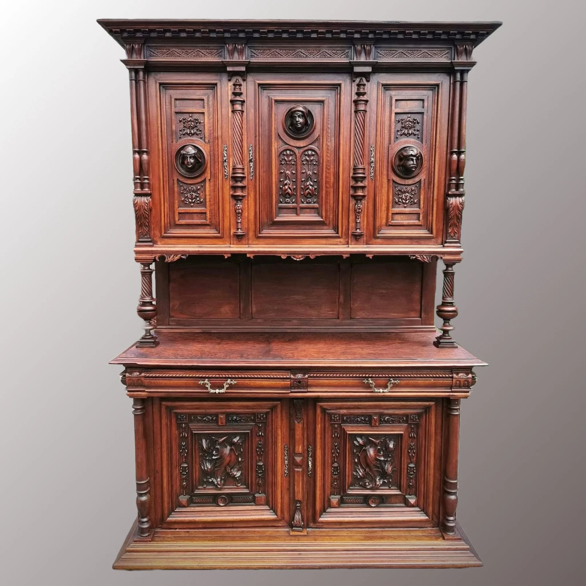 Restaurált Neoreneszánsz tálalószekrény