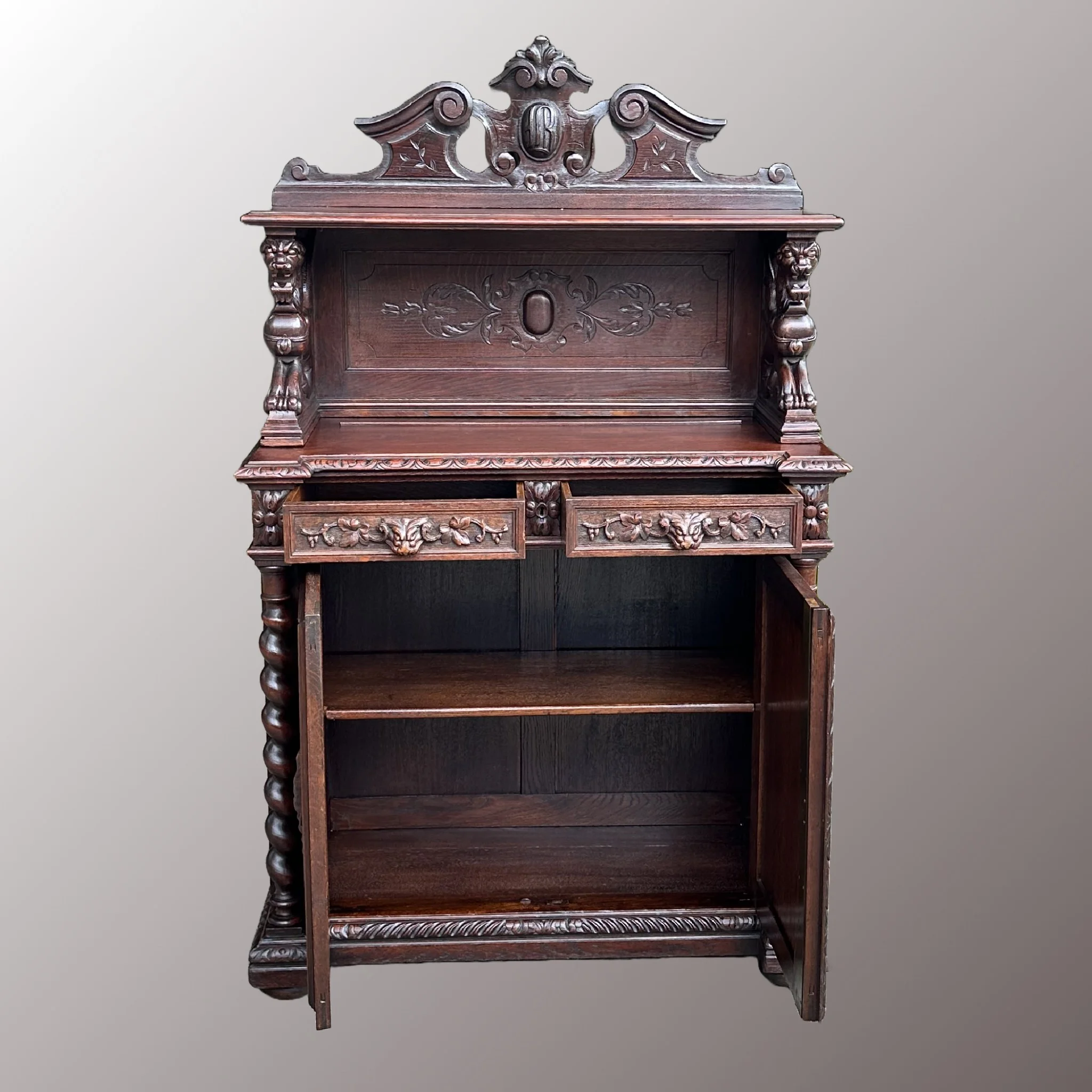 Neoreneszánsz vadász tálalószekrény - 4. nézet