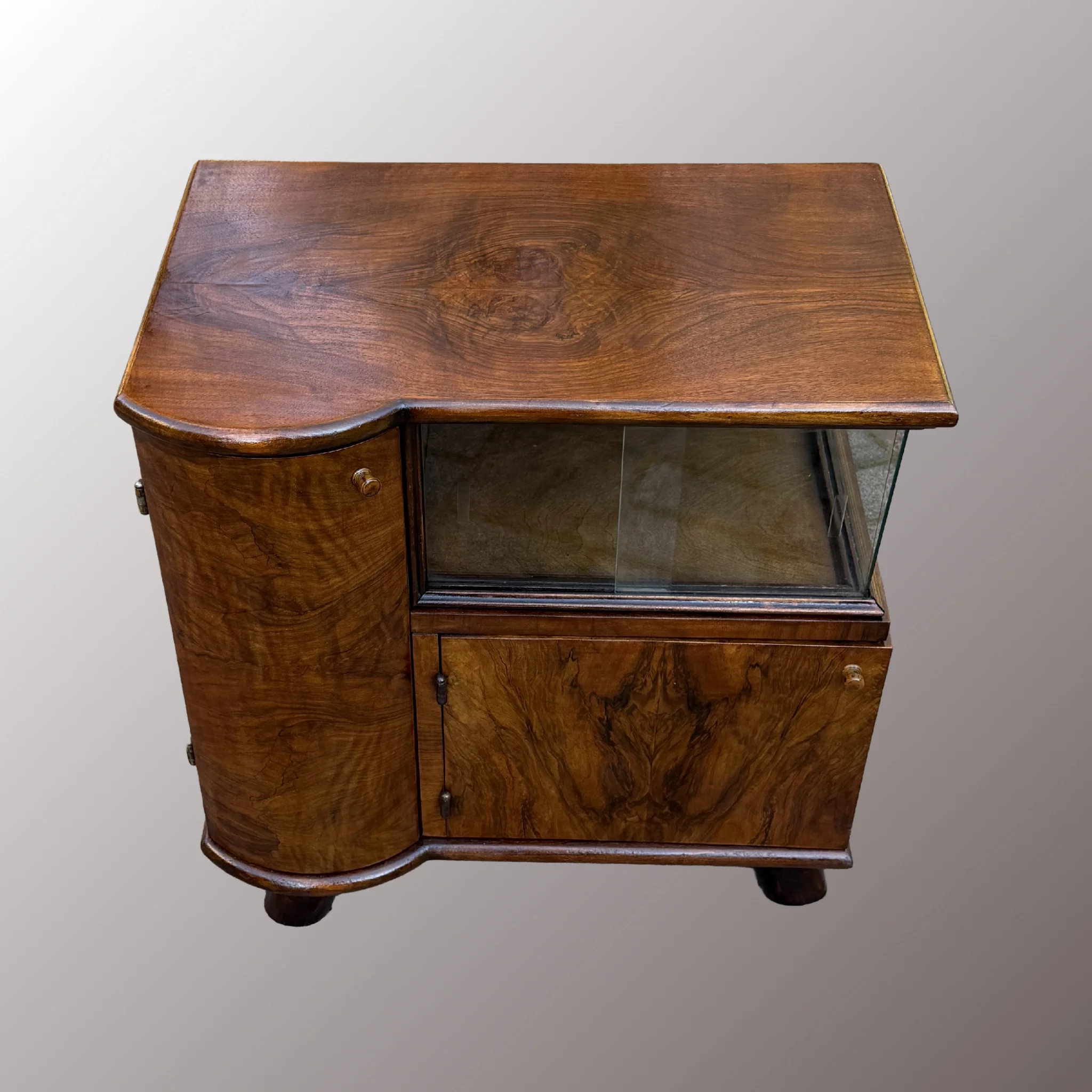 Art deco kisszekrény - 3. nézet