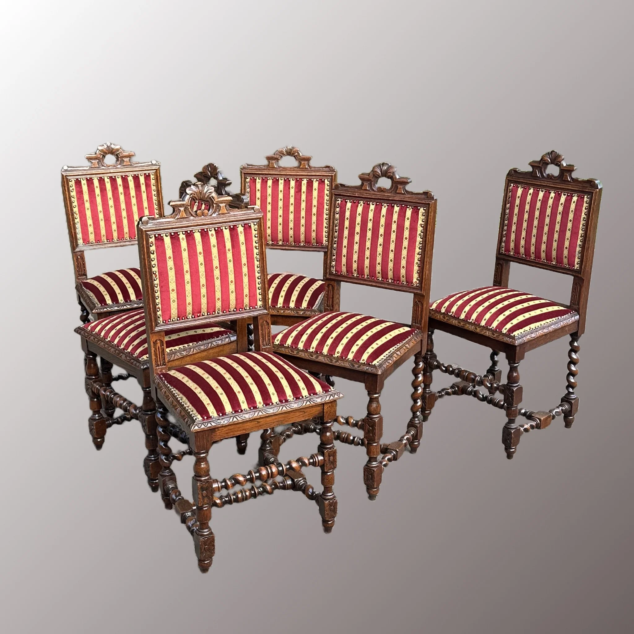 Neoreneszánsz székek a 19. századból - 3. nézet