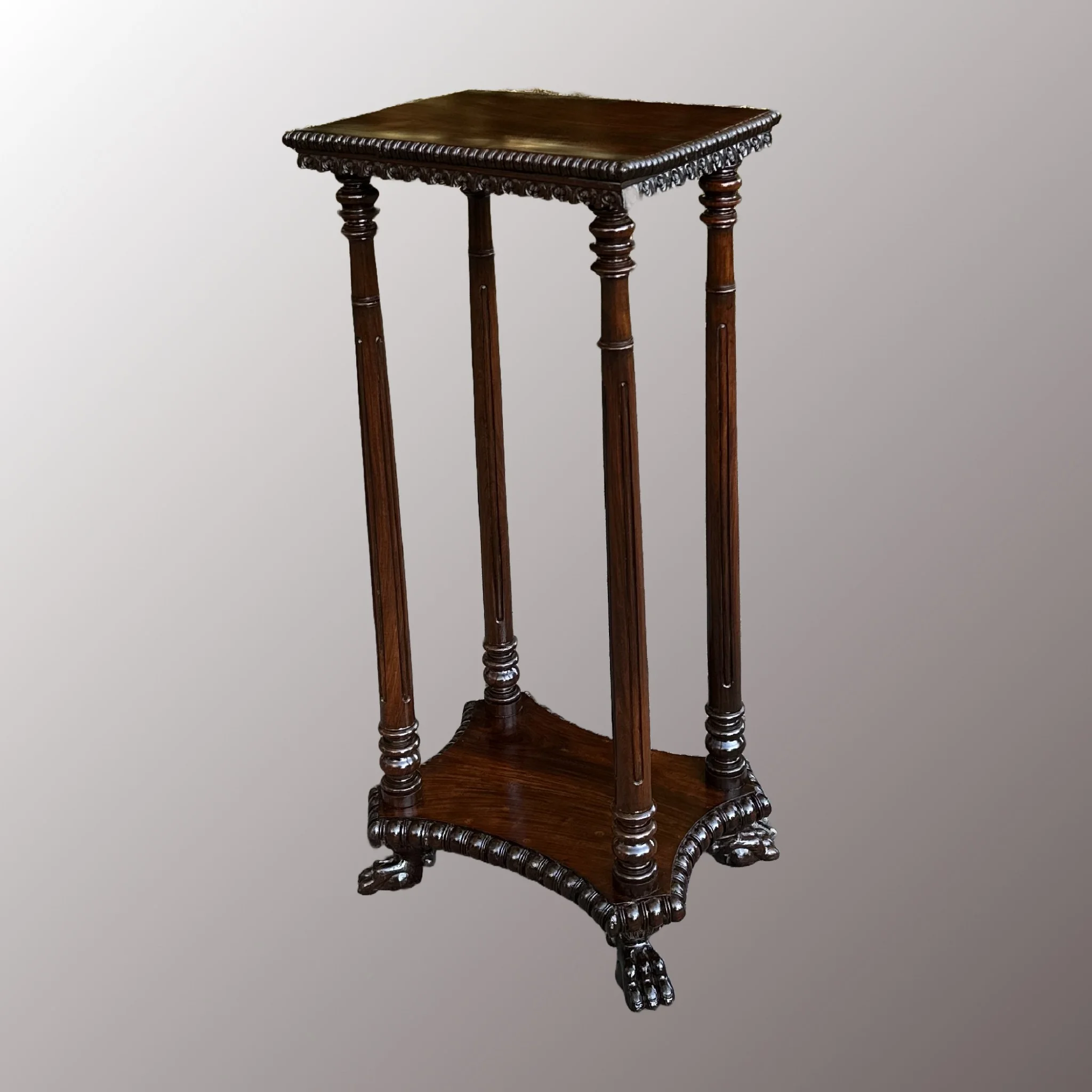 Historizáló posztamens - 3. nézet